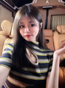 植发之痛:十一小时手术煎熬与严重术后反应,谁为她的痛苦买单?